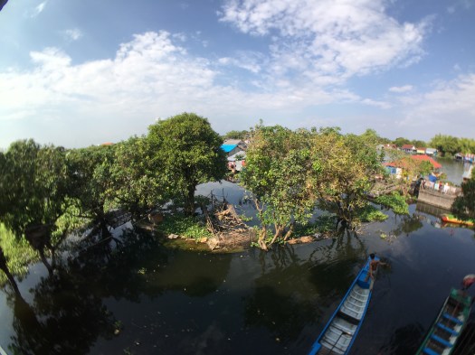 10,000 people living on water!